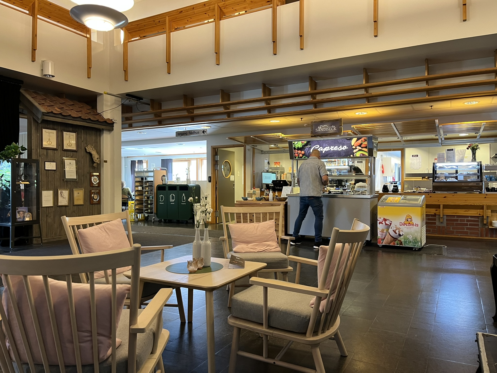 Kafé Sandbeck - Mot disken